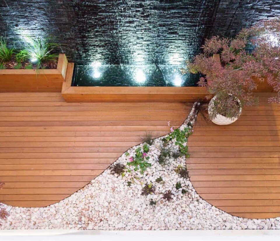 Minimalistic garden style