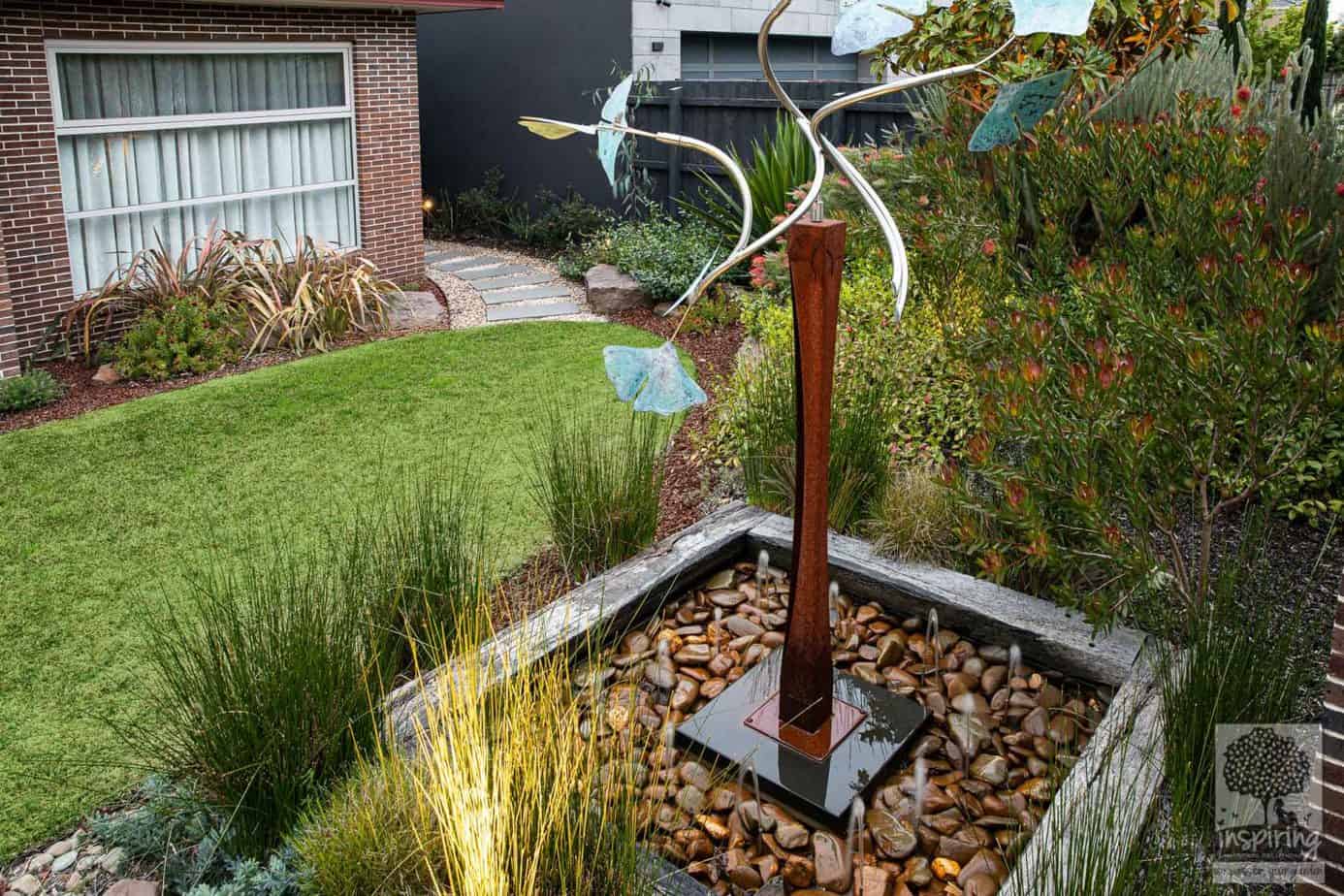 Kinetic sculpture in landscape design in Glen Waverley in Houzz