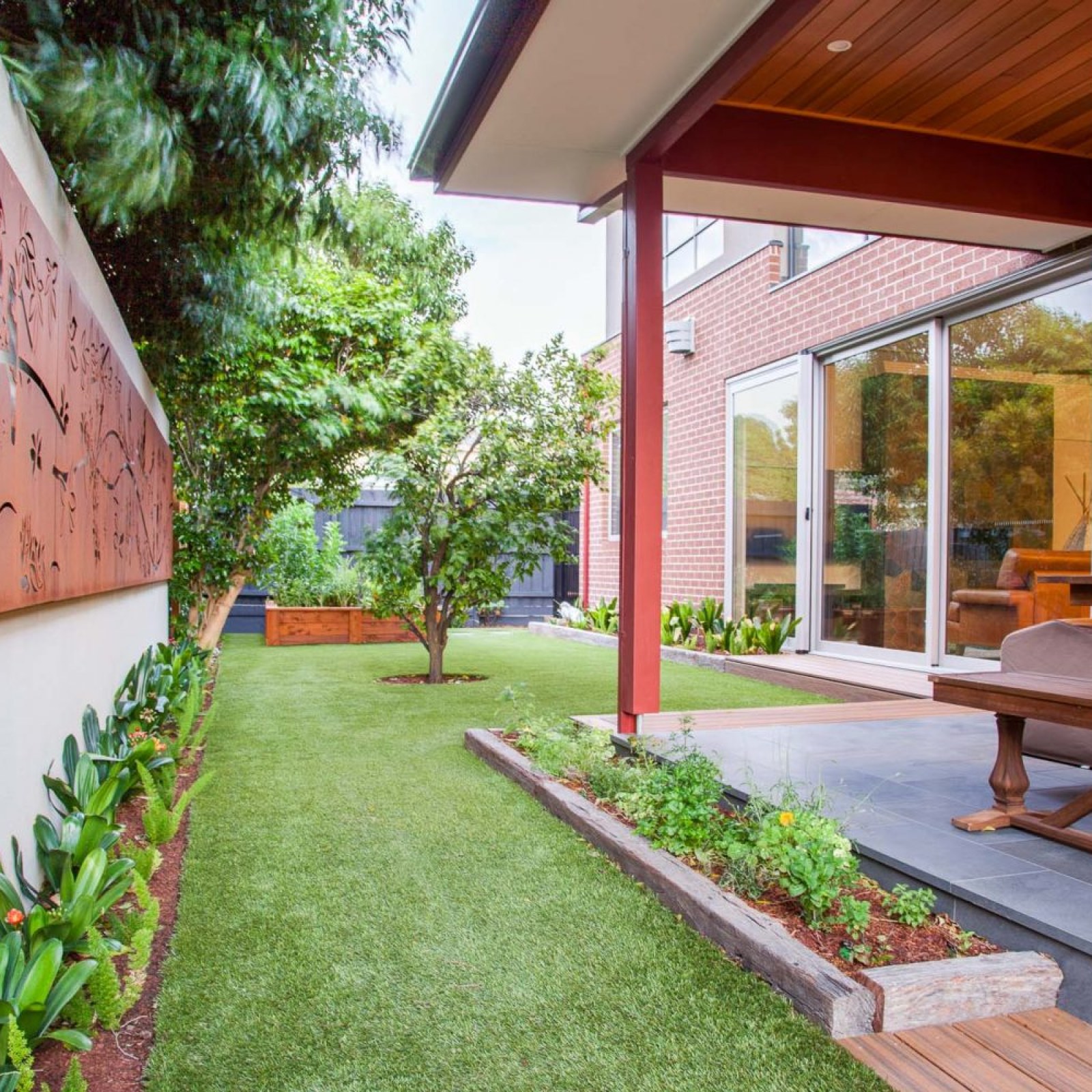 Beautiful corten wall lightbox used in Glen Waverley garden design by Parveen Dhaliwal