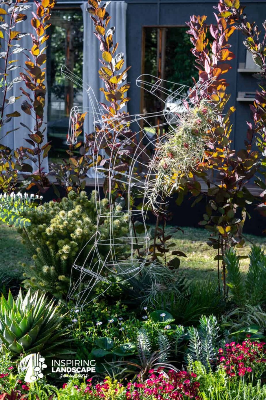 Full view of the horse topiary with air plants at the 2023 MIFGS